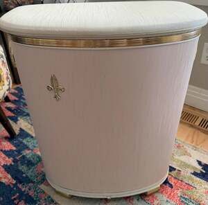 Vintage Pearl-Wick Pink Wicker Laundry Hamper with Fleur-de-Lis and Gold Glitter